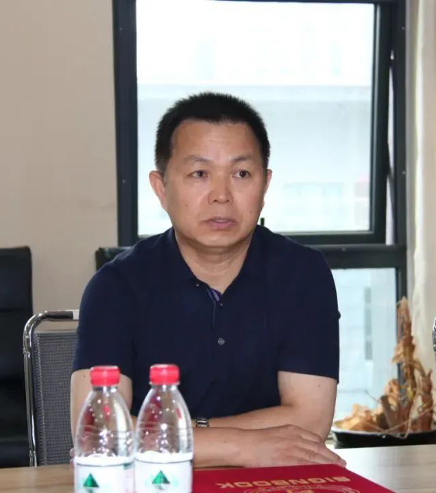 愛心奶情系學(xué)子，公益情溫暖人心—河南花花牛乳業(yè)集團助力基金會“圓夢計劃?一杯奶”公益項目，愛心捐贈善款50萬元！