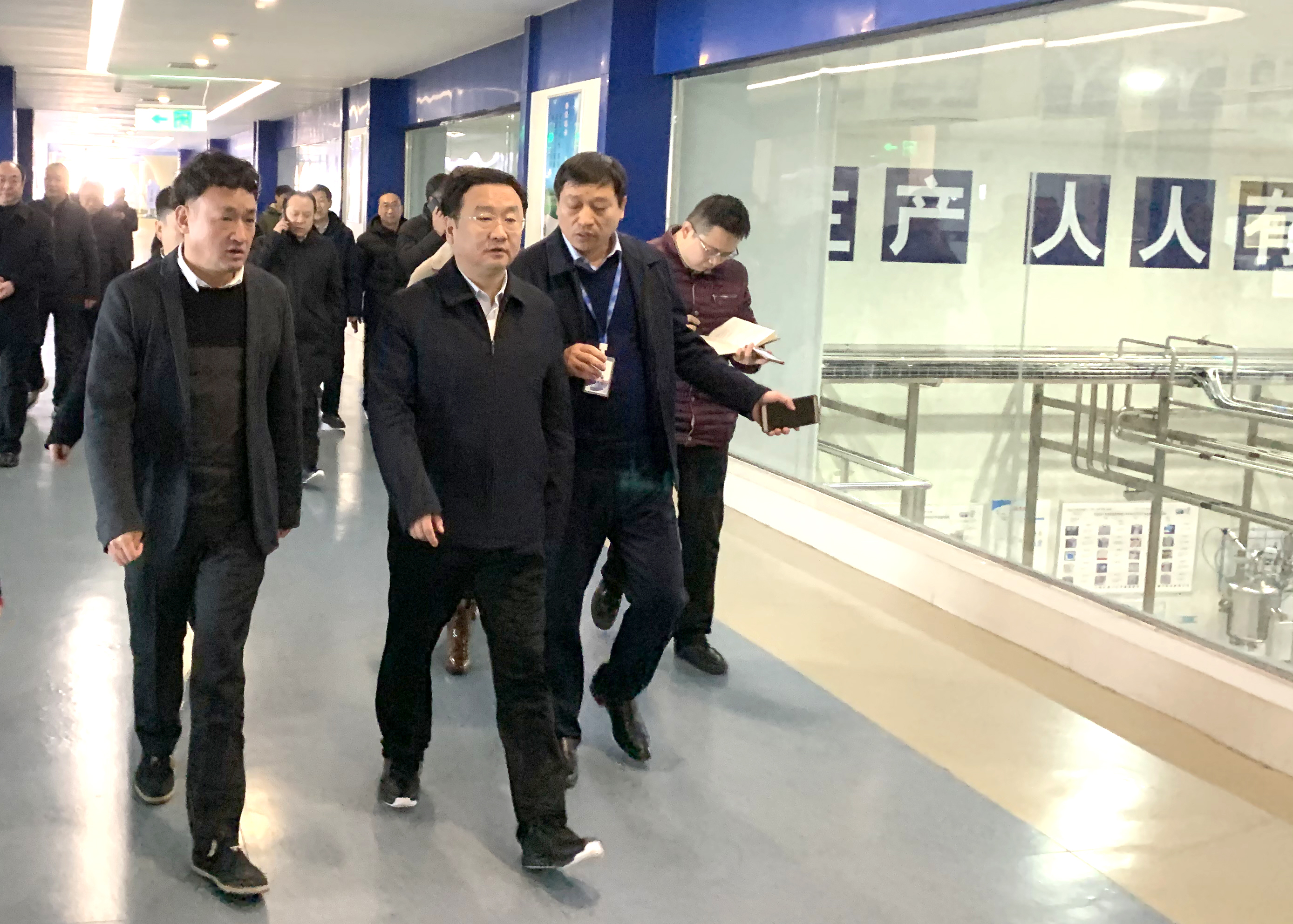 鄭州市委副書記、市長(zhǎng)王新偉蒞臨花花牛乳業(yè)集團(tuán)調(diào)研