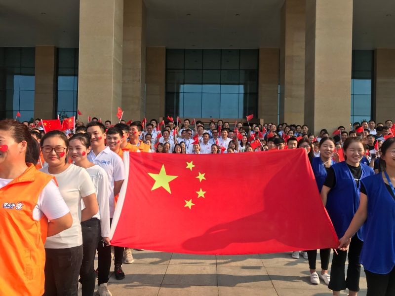 花花牛 唱紅歌 祝福我的國?。。? />
			</div>
		<div   id=